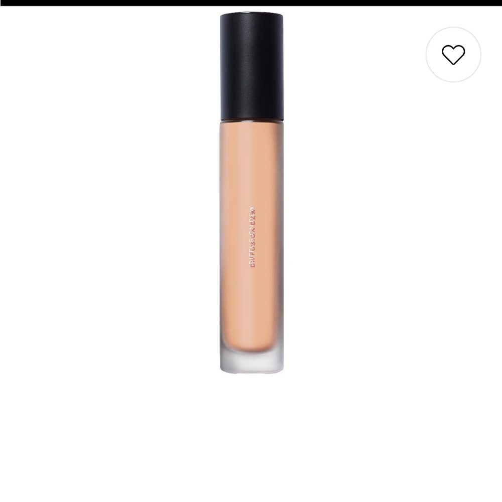 Make radiant skin tint 
BNiB tan 06